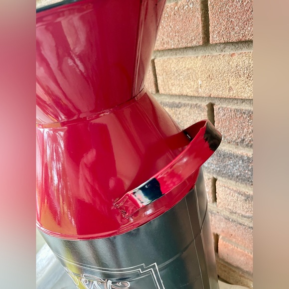 *Harvest Metal Milk Can Red - Picture 10 of 12